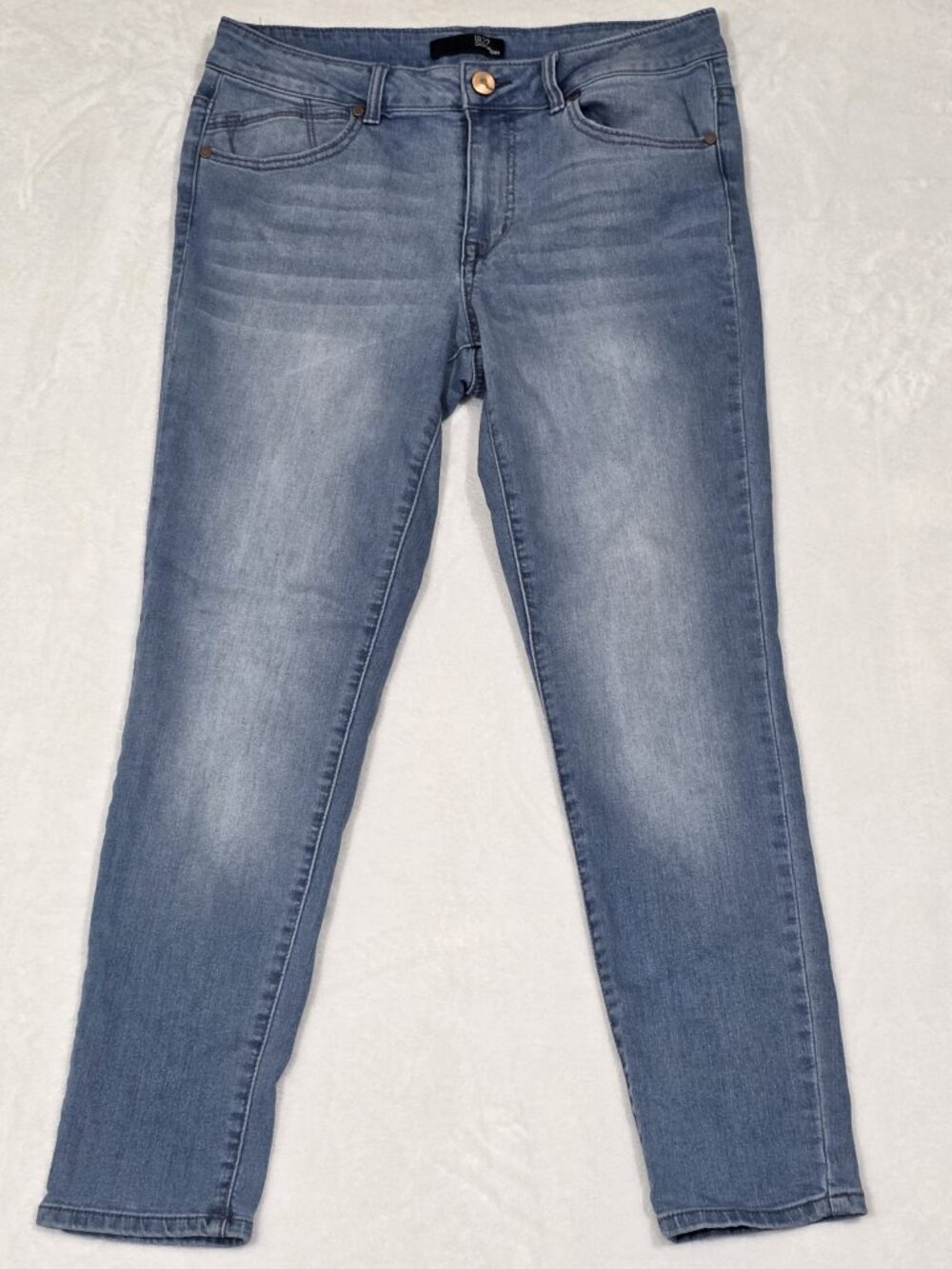 1822 Denim Skinny Jeans Women's Size 12 Blue Faded Wash